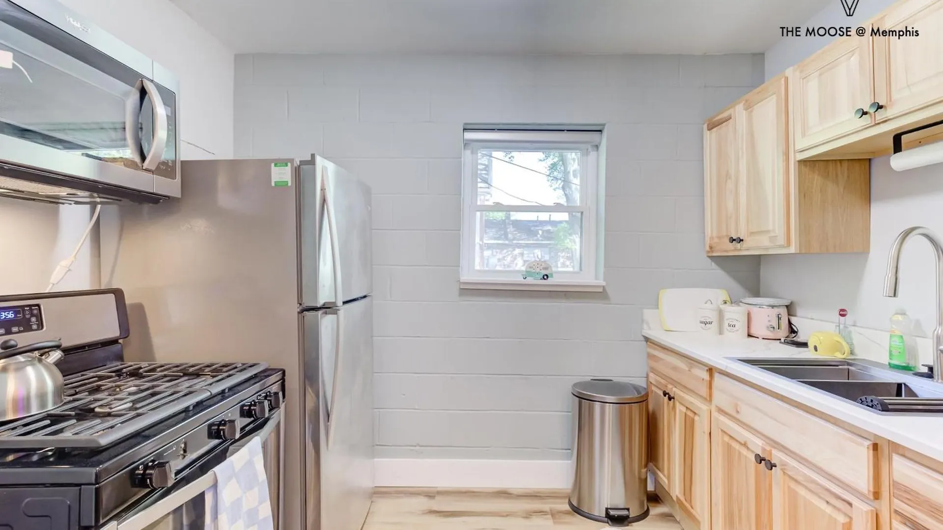 The Moose #10 - Stylish Loft With King Bed, Free Parking & Wi-Fi Apartman Memphis